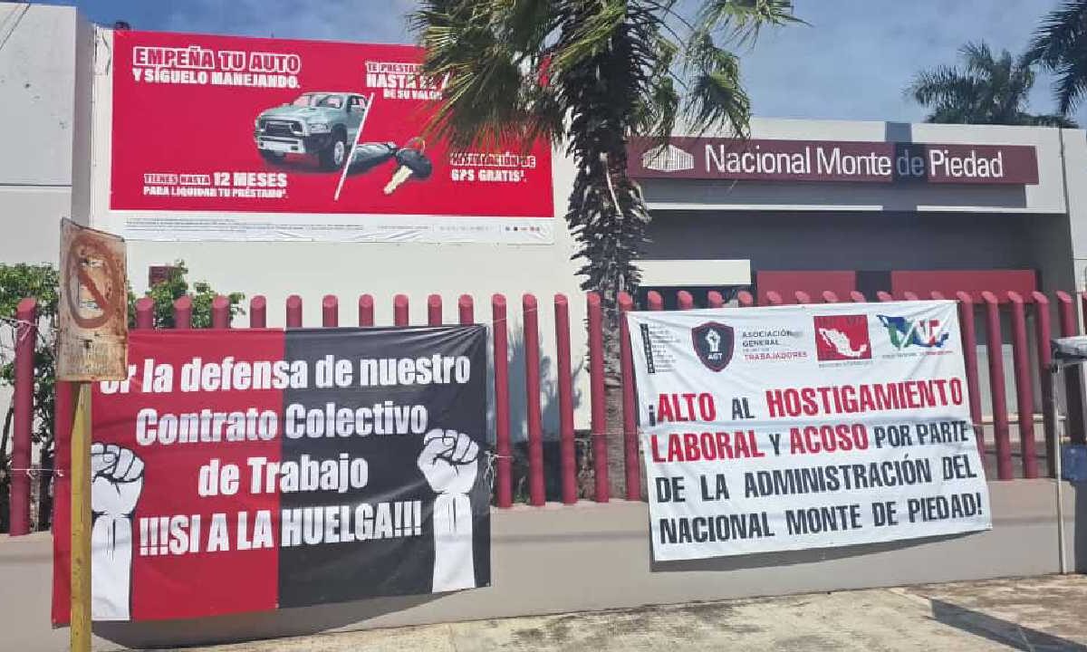 Mantienen huelga en el Nacional Monte de Piedad.