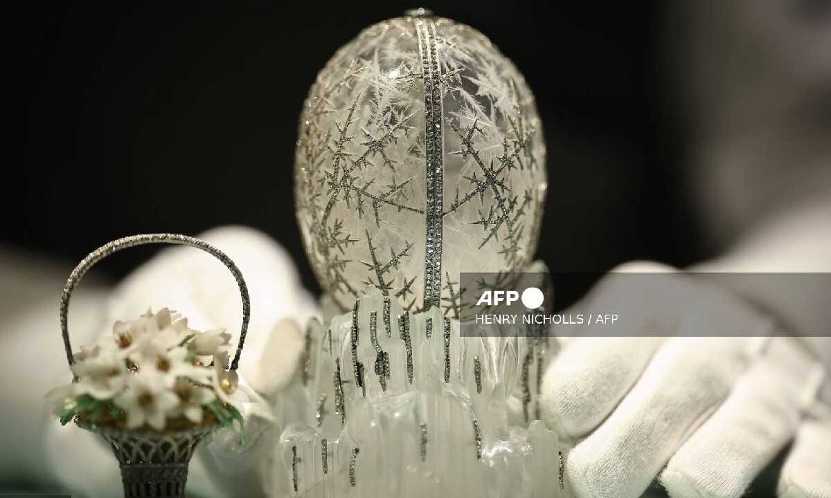 A subasta un huevo Fabergé.