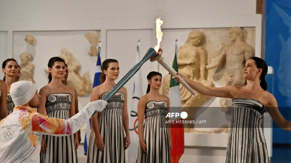 Arranca el relevo de la antorcha de los juegos de invierno.