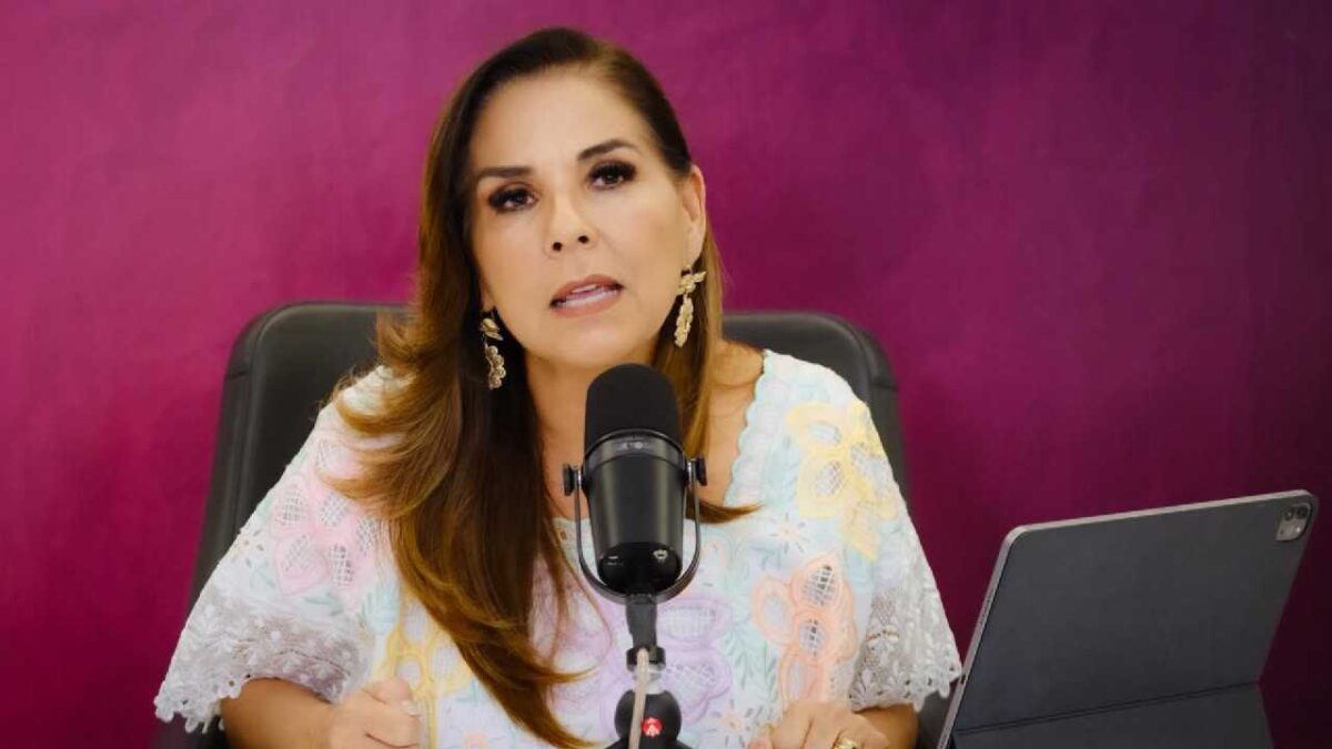 Mara Lezama abordó l tema de las playas.