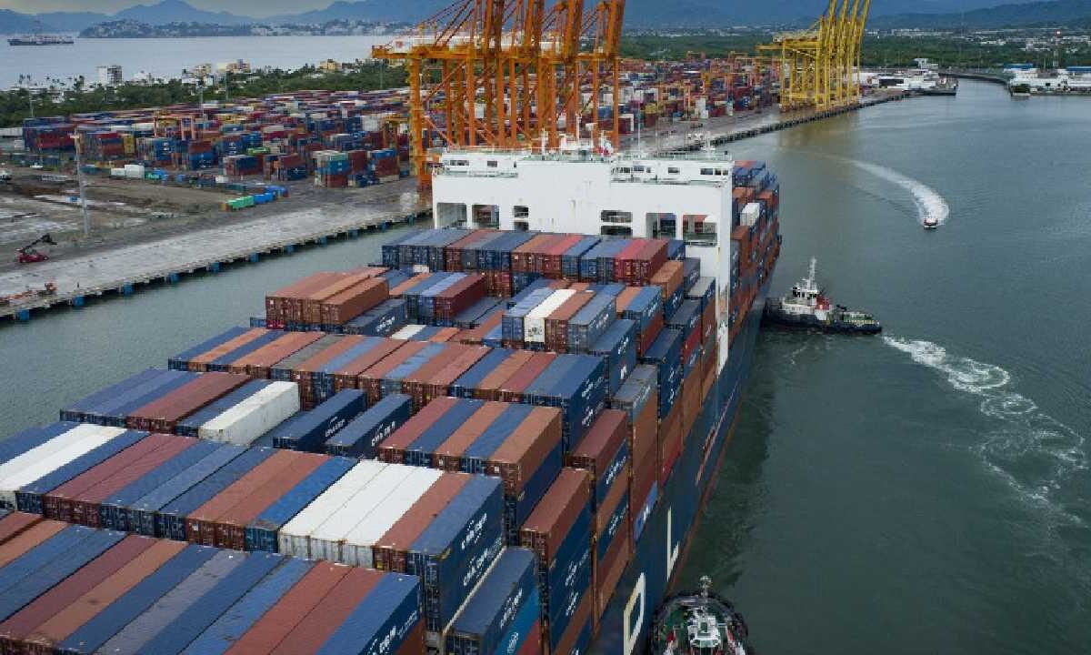 La reforma a la ley aduanera preocupa a la IP.