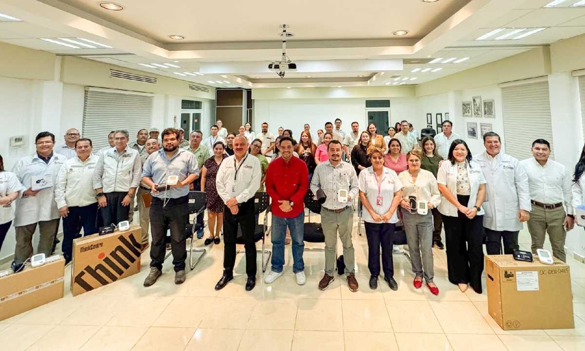 SESA entrega equipo.