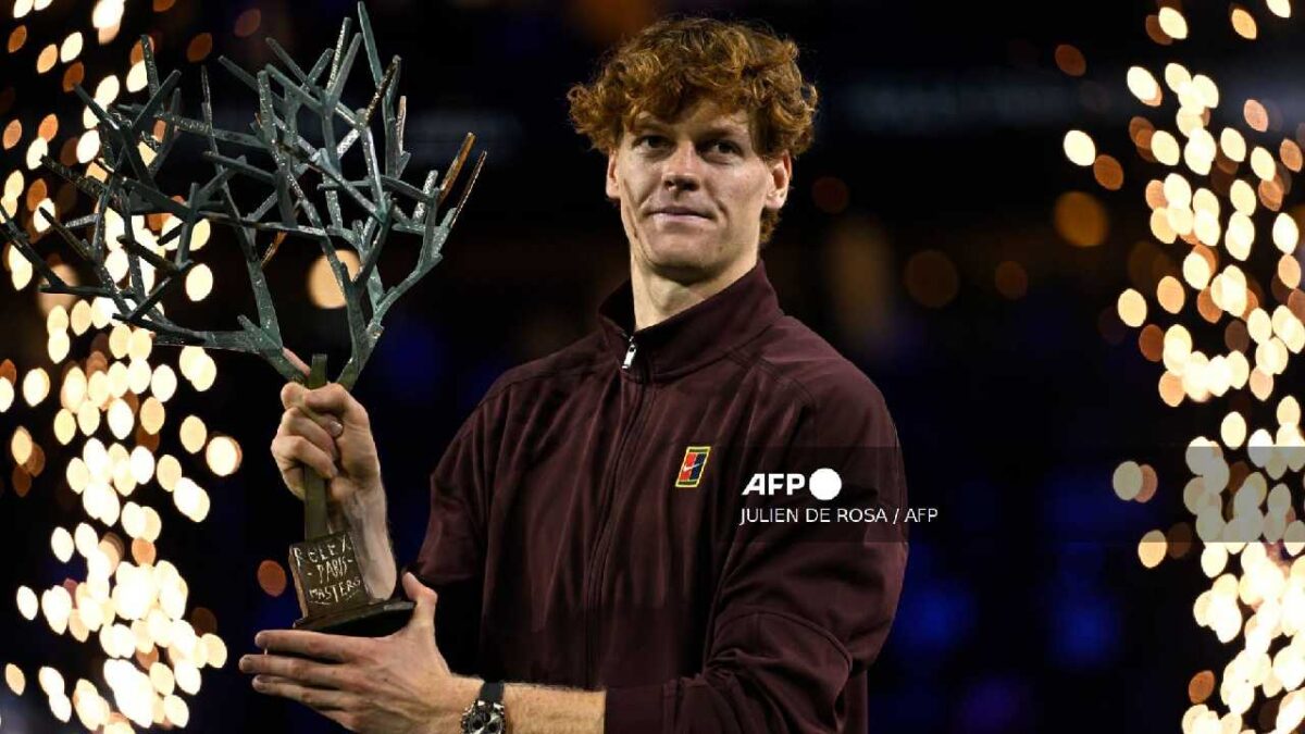 Jannik Sinner brilla en París.