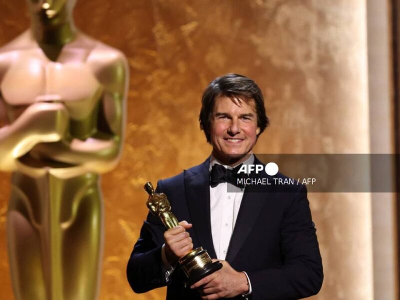 Tom Cruise recibe su primer Óscar honorario