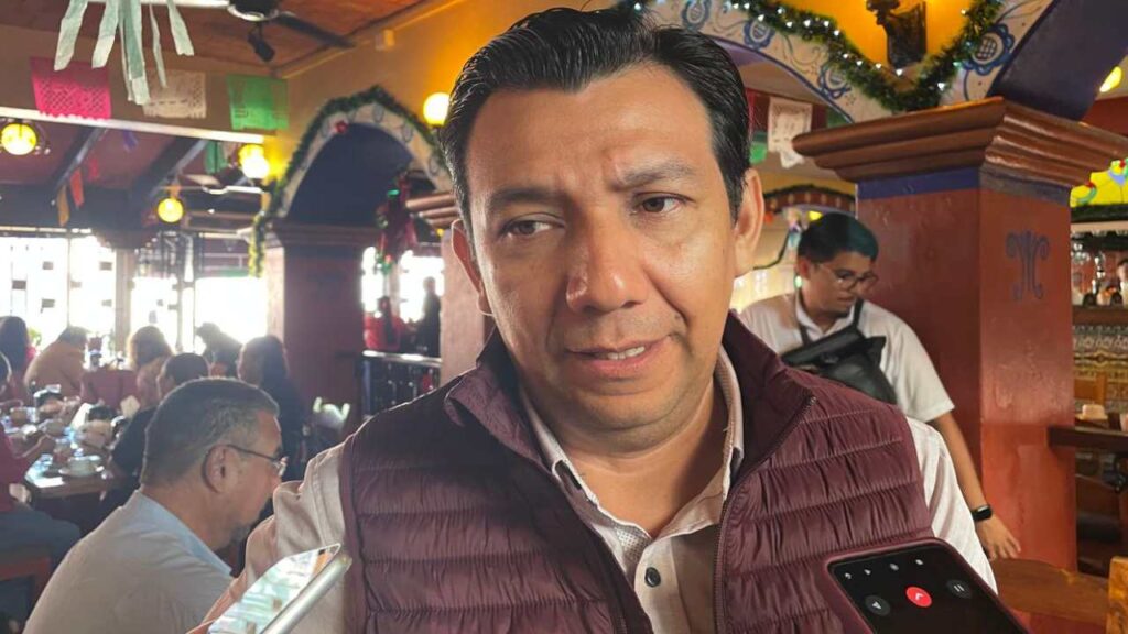 Antonio Riveroll Ribbon.