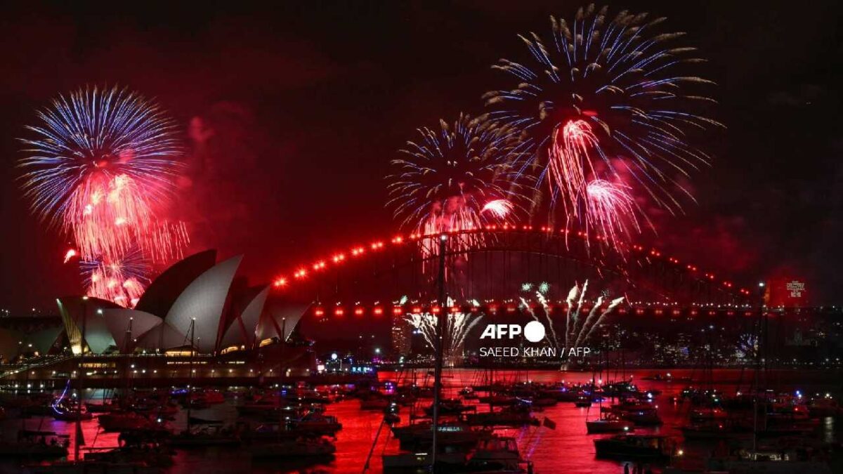 Países reciben el nuevo año.