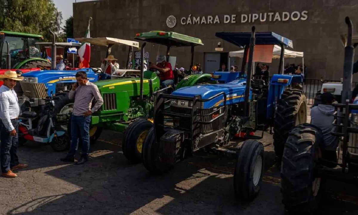 Persisten conflictos por ley de aguas.