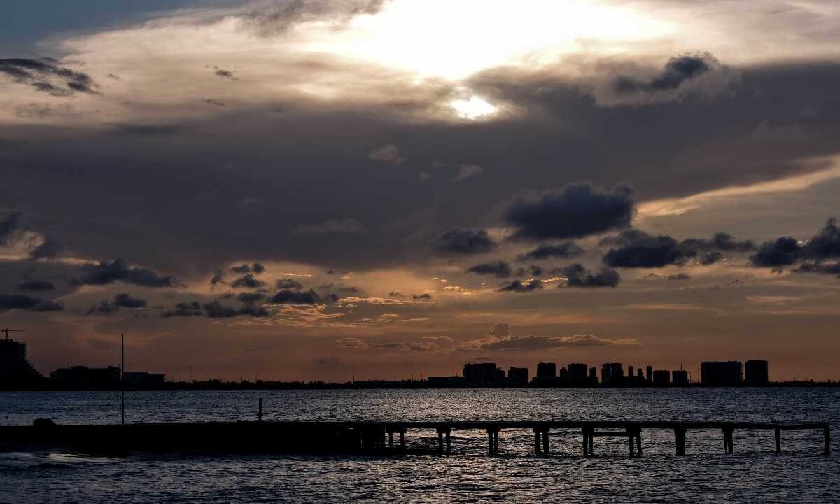 Prevén ambiente caluroso.