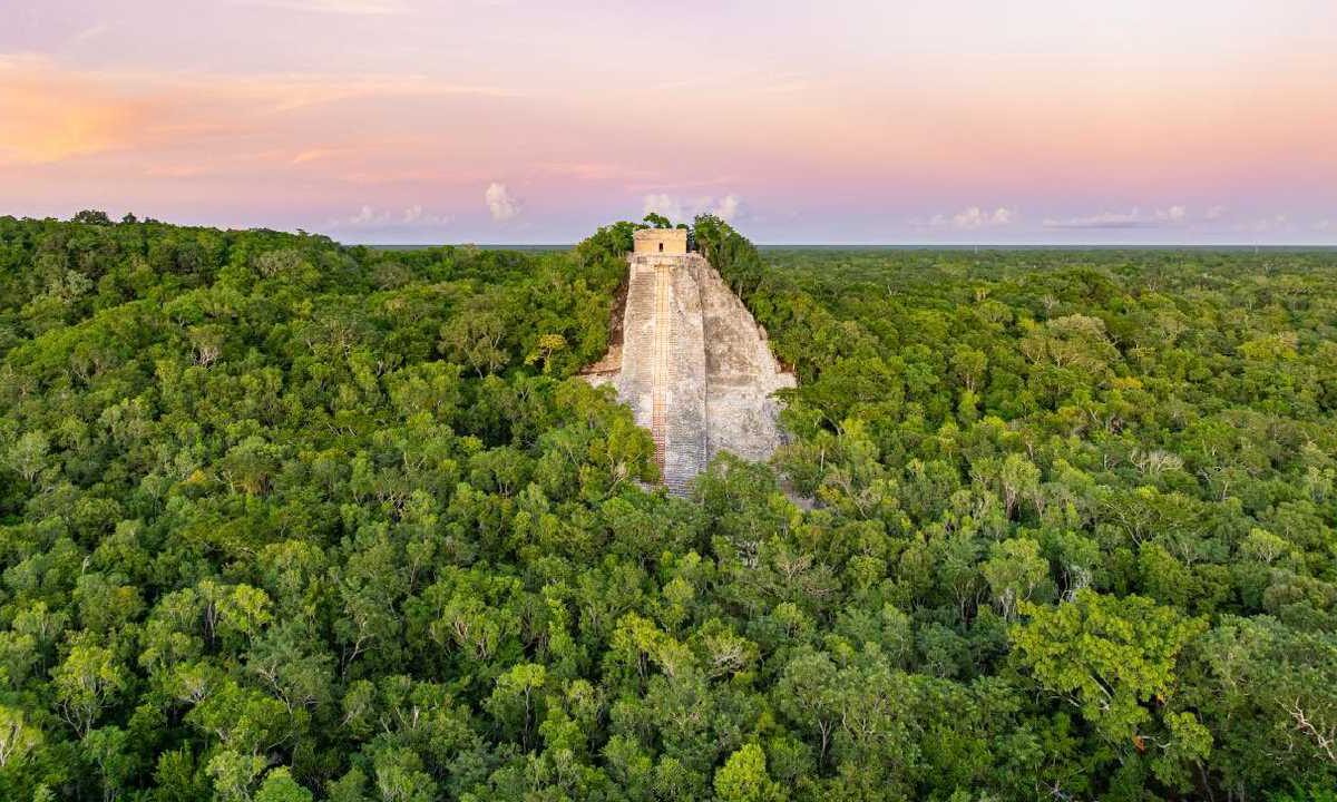 Cobá sigue maravillando al mundo.