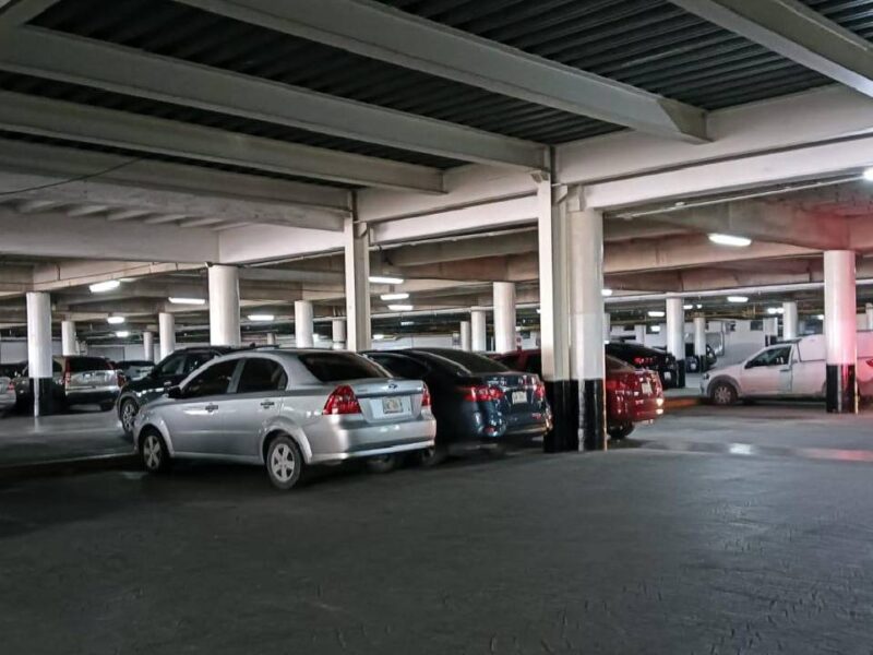 No habrá aumento en tarifas de estacionamiento en Cancún hasta mejorar el servicio: Ana Paty Peralta