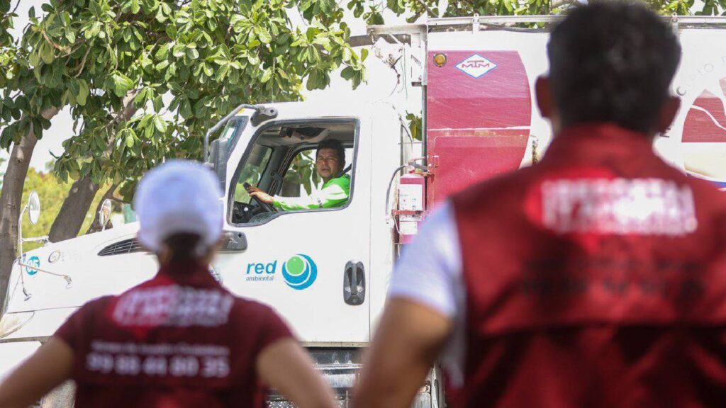 Garantizan recolección de basura durante Navidad