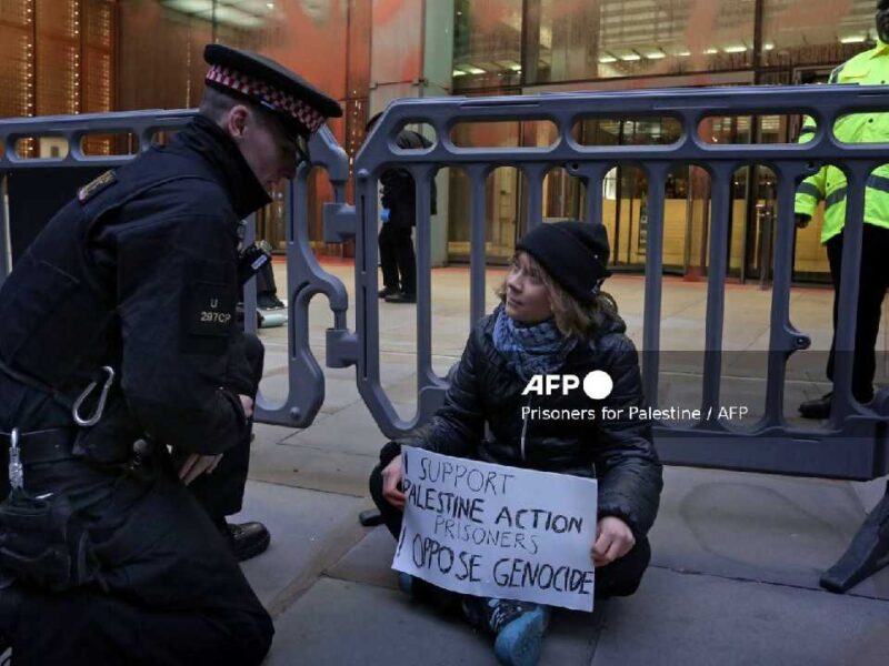 Greta Thunberg es detenida en Londres durante protesta en apoyo a militantes pro-Palestina