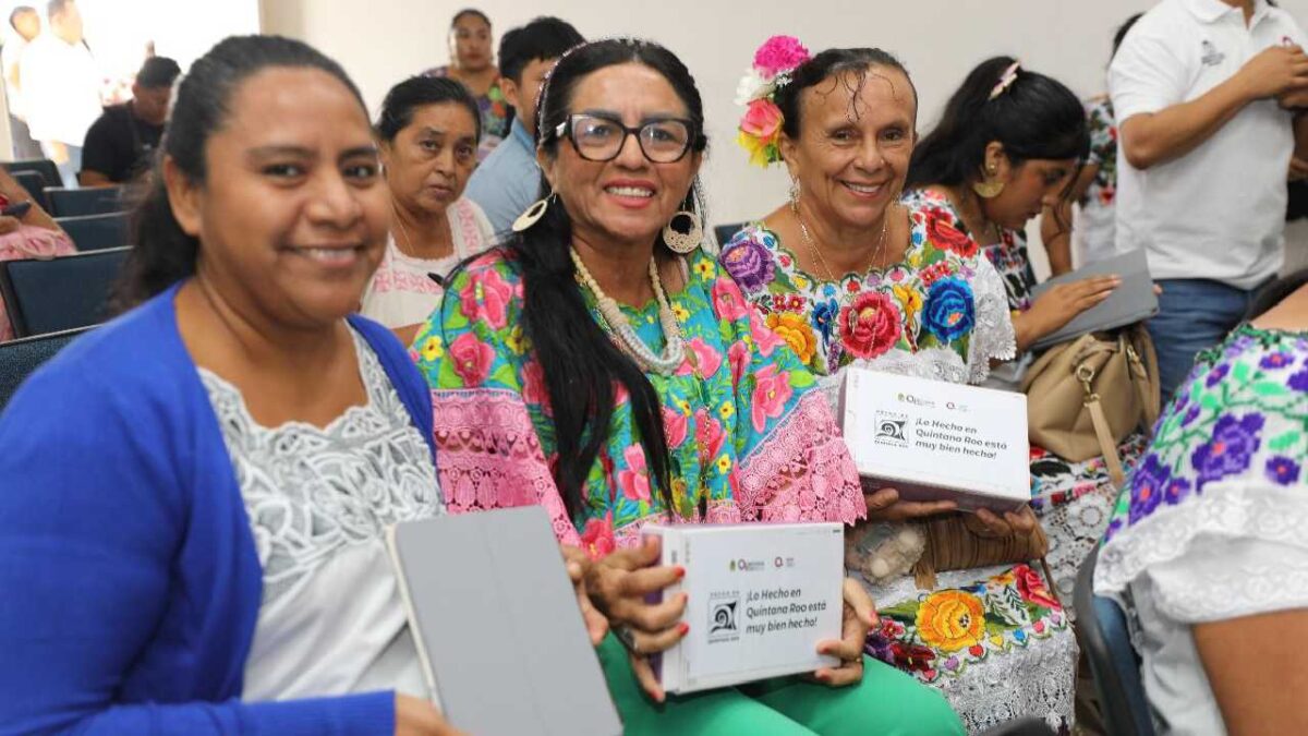 Apoyo total a productores y artesanos.