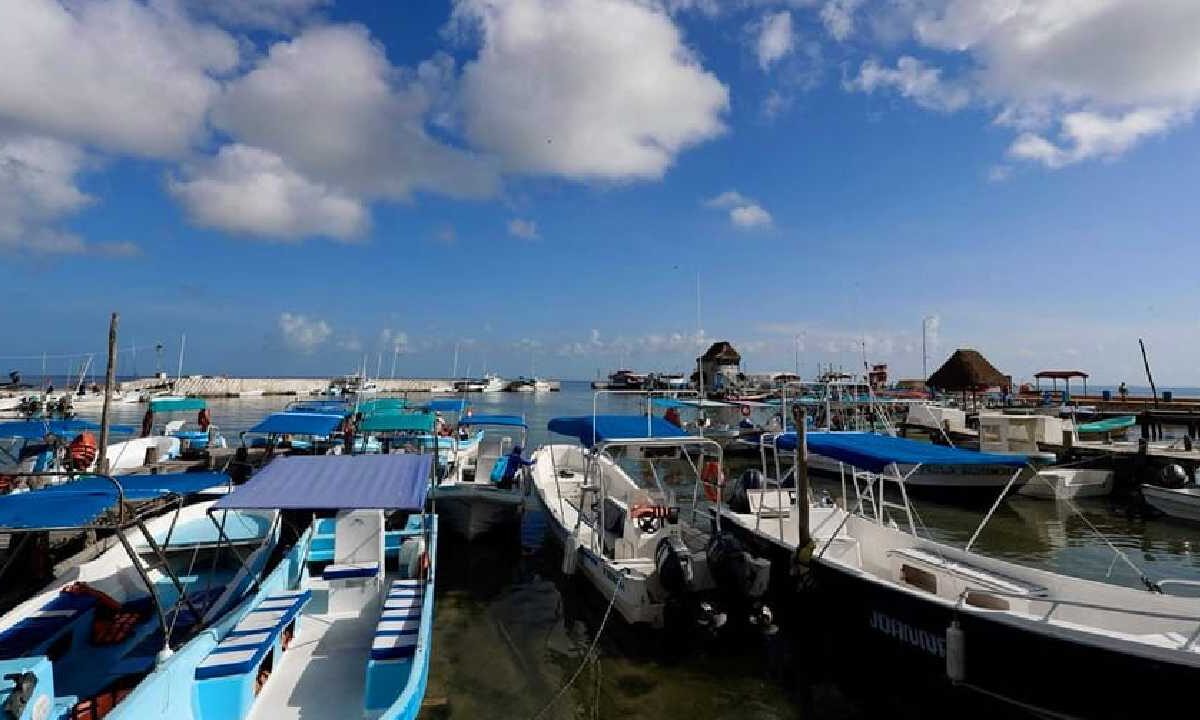 Holbox toma medidas ante el mal tiempo.