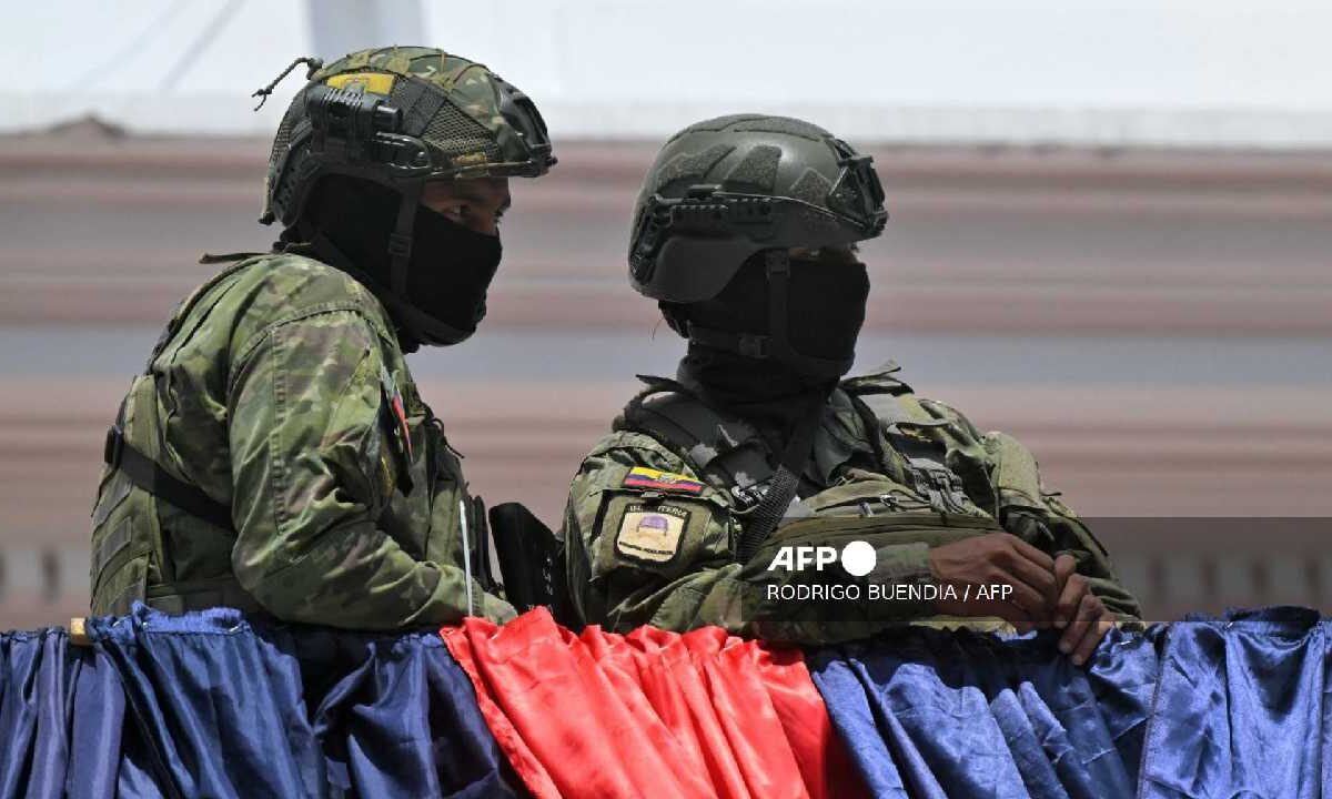 Estados Unidos envía militares a Ecuador para combatir al narcotráfico.