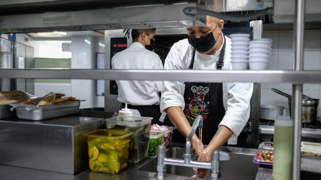 Se pierden 13 mil empleos en temporada baja y aumenta la desocupación