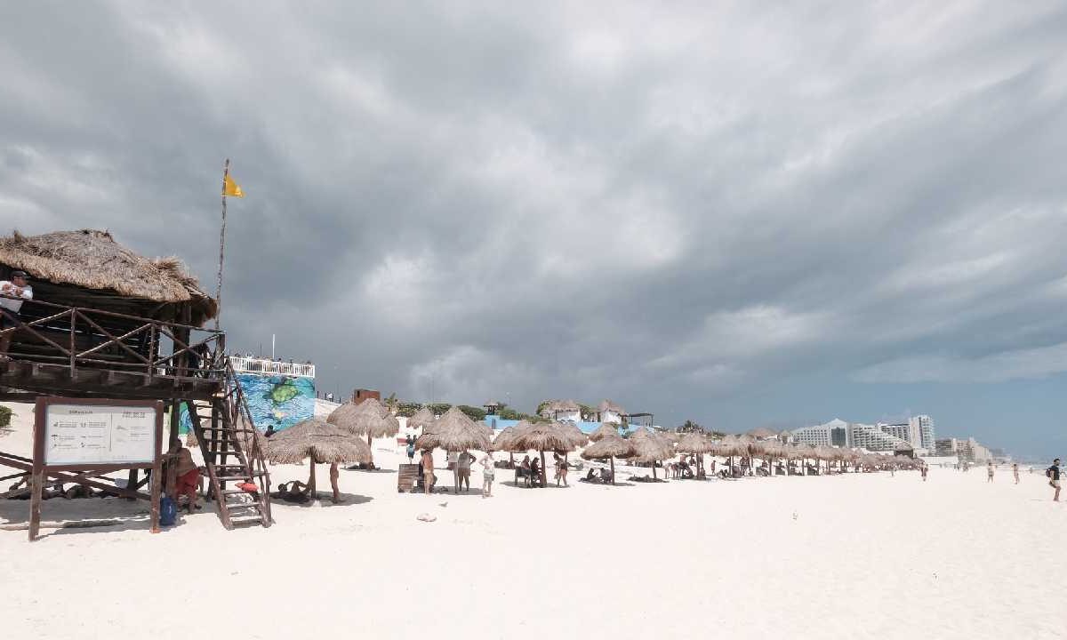 El clima en Quintana Roo será caluroso con nublados.