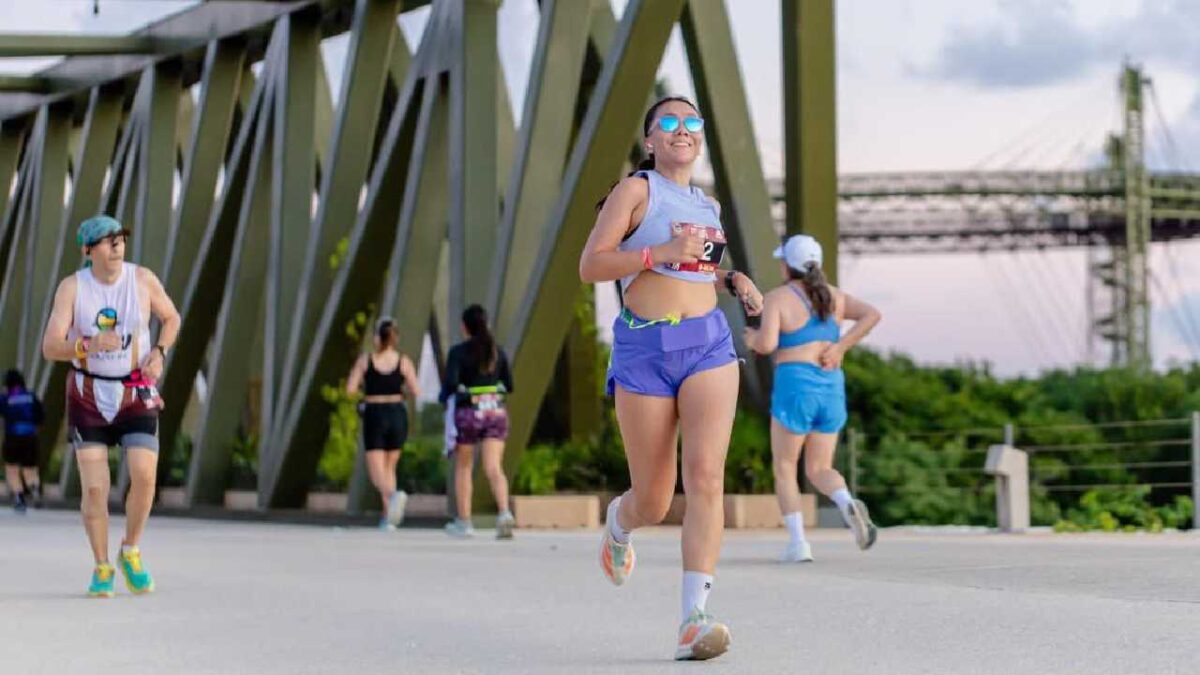 Sectur destaca evento deportivo en Tulum.