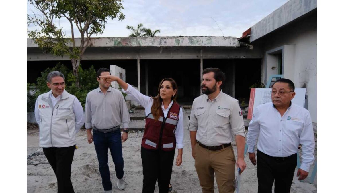 Anuncian obras en el antiguo hospital general de Cancún.