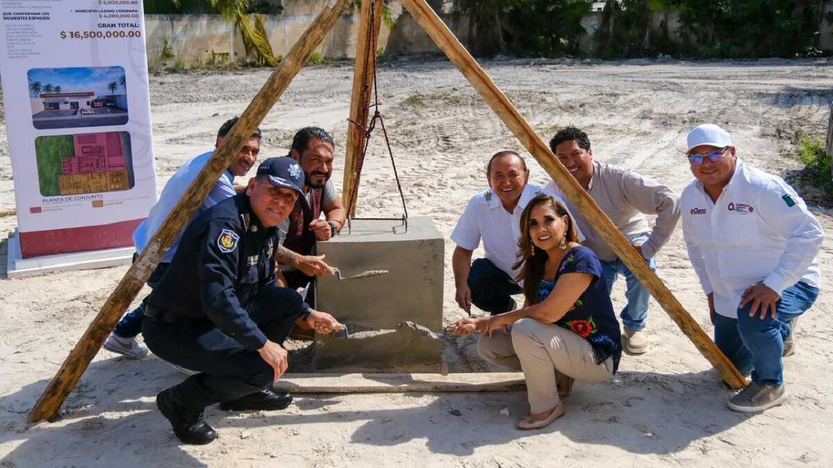 Holbox se moderniza.