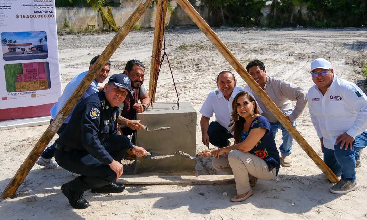 Holbox se moderniza.