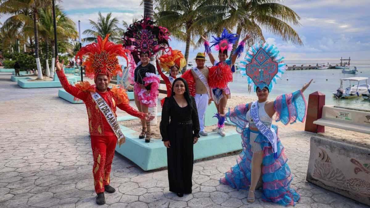Alistan carnaval en Puerto Morelos.