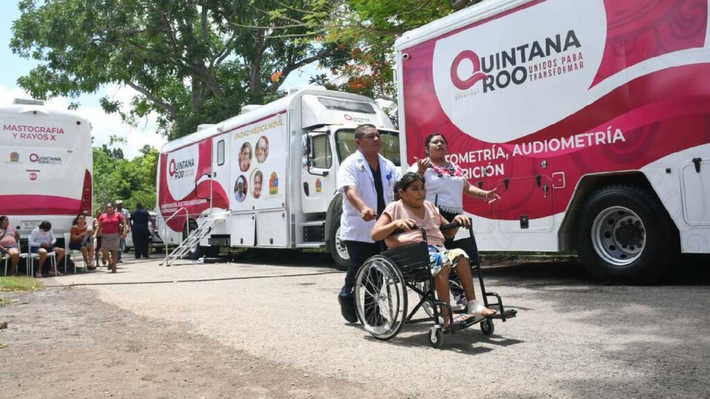 Caravanas de salud siguen sus recorridos.