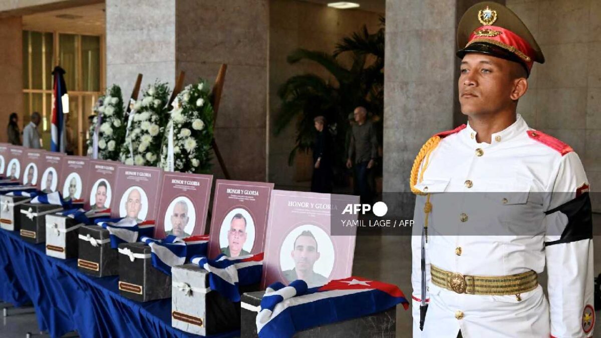 Cuba honra a miliares caídos.