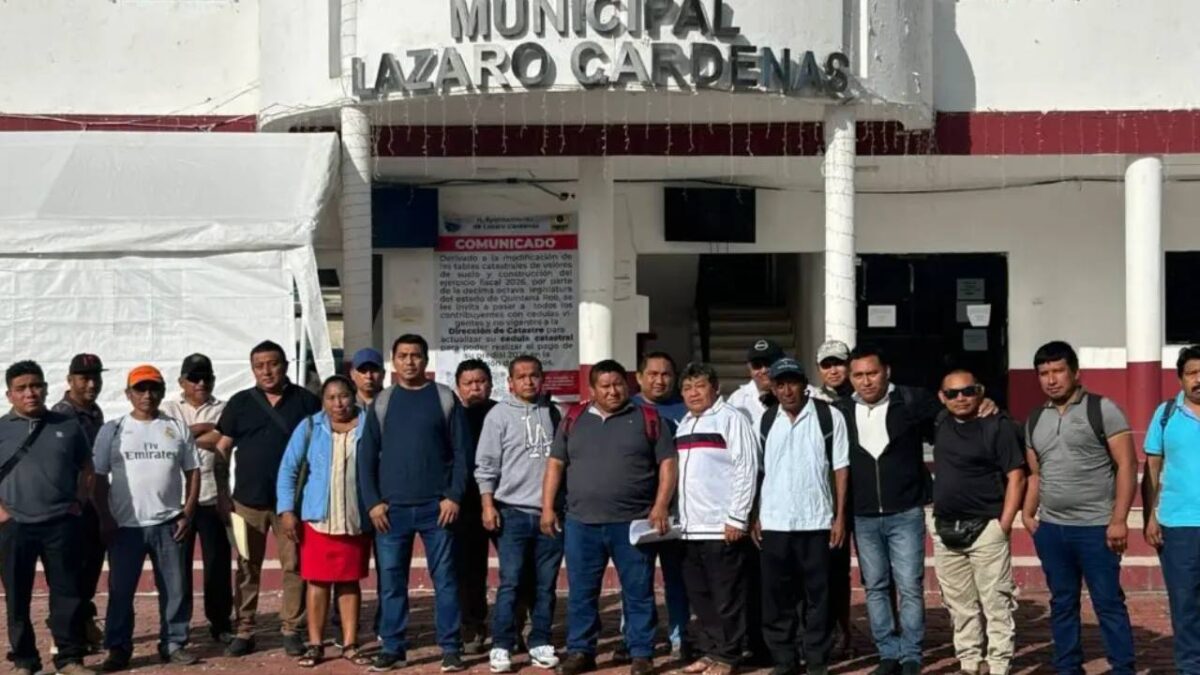 Representantes comunitarios de Lázaro Cárdenas.