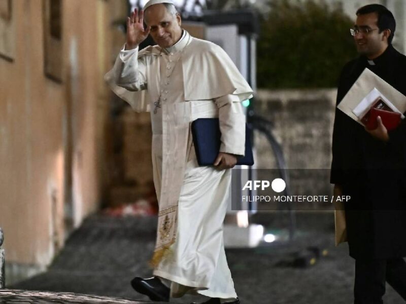 El papa León XIV pide escuchar a las víctimas de abusos y reconoce una “herida abierta” en la Iglesia