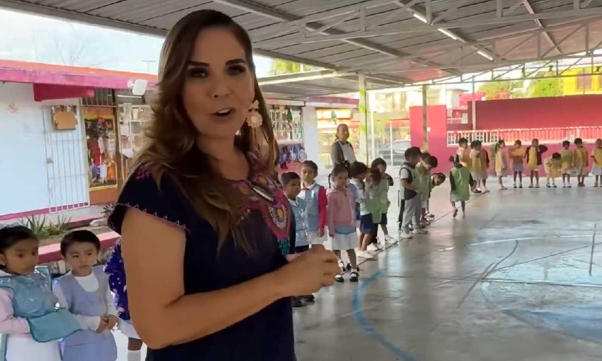 Mara Lezama en el regreso a clases.