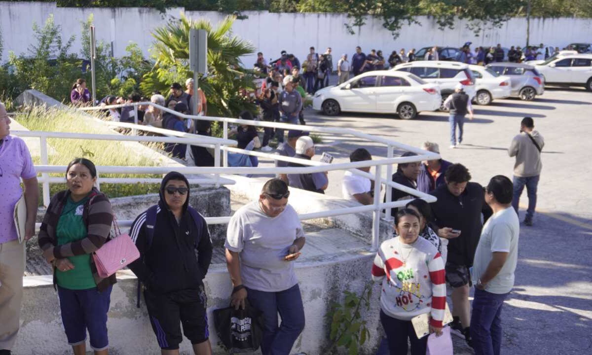 Flexibiliza Gobierno de Quintana Roo el trámite de placas y refrendo