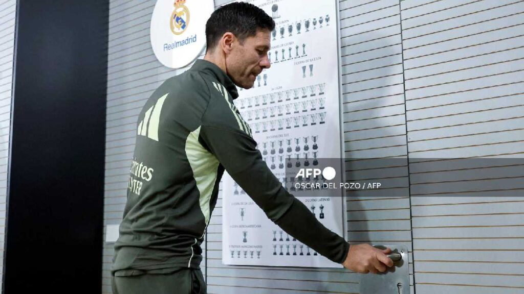 Golpe en el banquillo: Xabi Alonso deja al Real Madrid tras la caída en la Supercopa