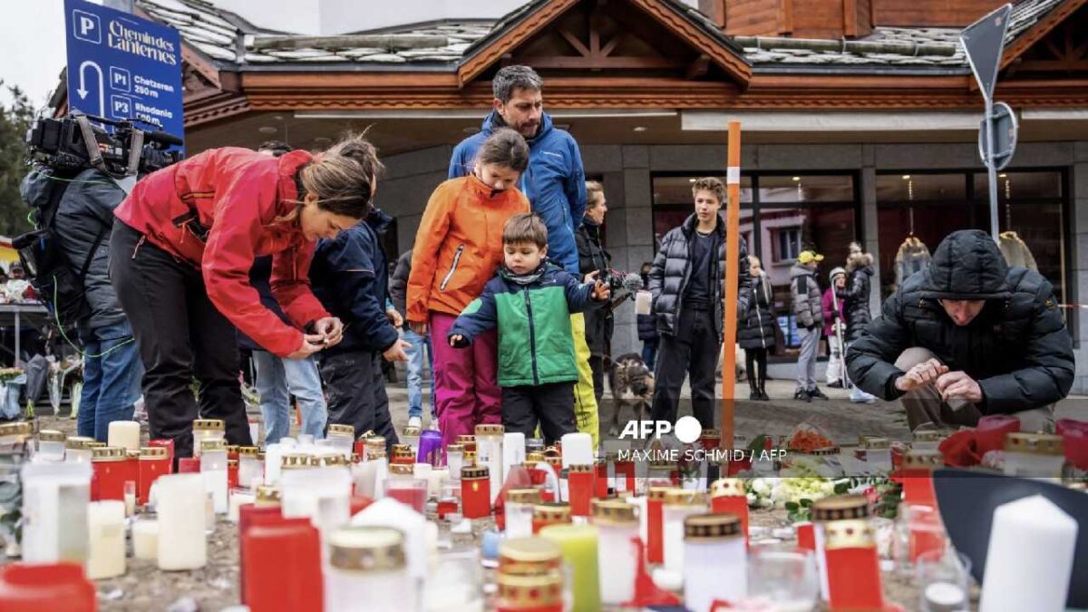 Siguen pesquisas tras incendio mortal en Suiza.