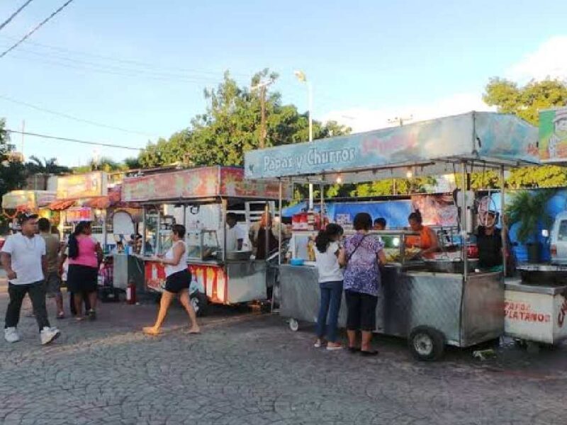 Parque de las Palapas avanza hacia el “Cero Plásticos”; comerciantes deben concluir transición en enero