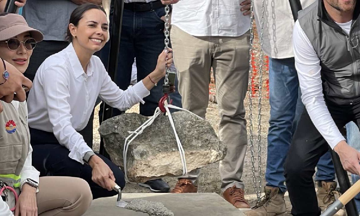 Primera piedra del Hospital de Bienestar Animal.