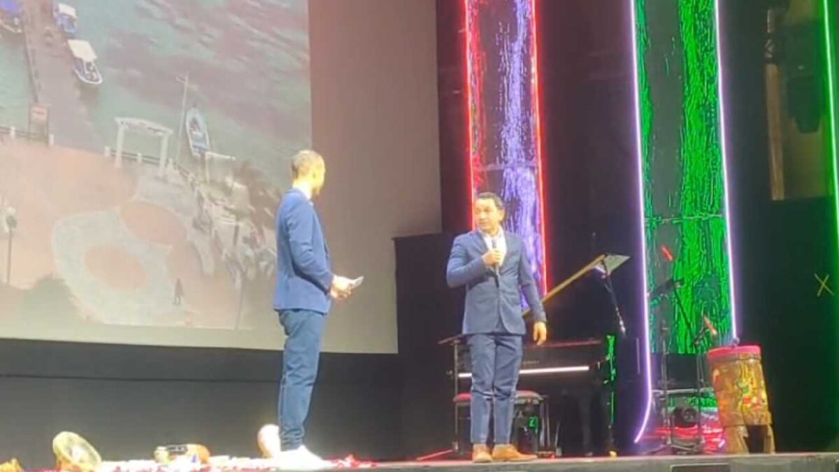 Puerto Morelos se muestra en España.