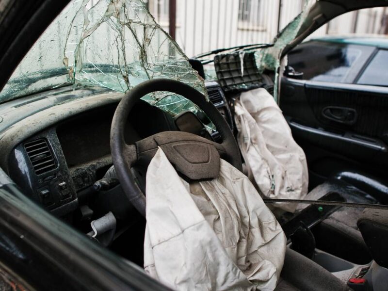 Profeco alerta por llamados a revisión de Volkswagen y Seat por posibles fallas en airbags