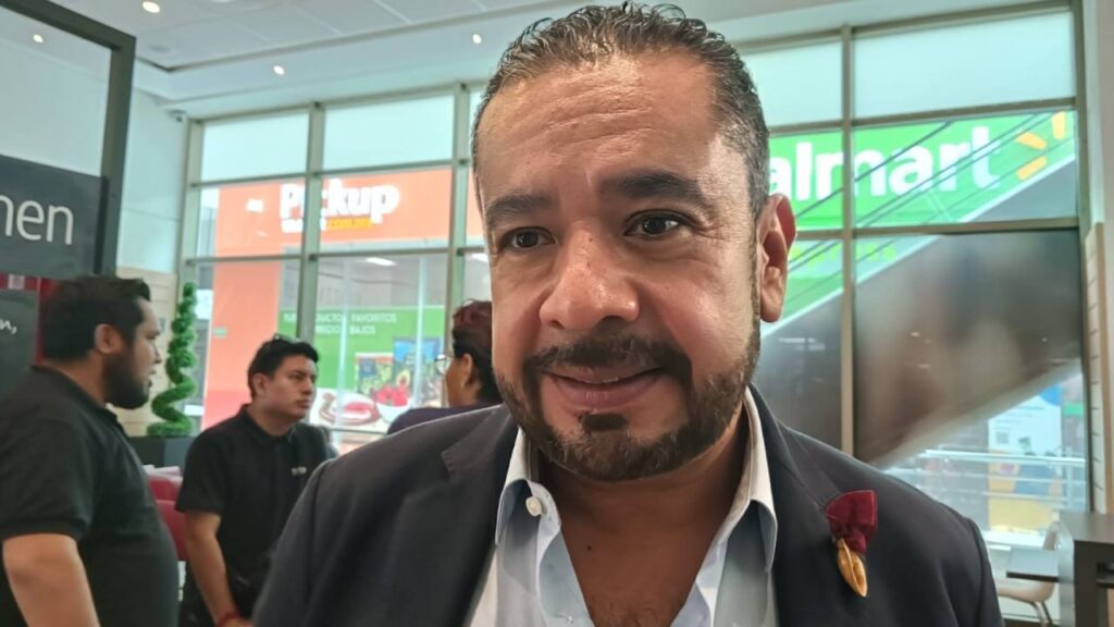 Sergio León Cervantes.