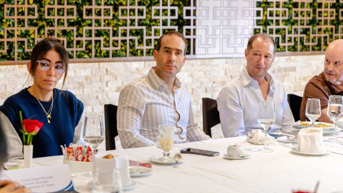 Gobierno de Tulum atiende de forma oportuna el tema del sargazo.