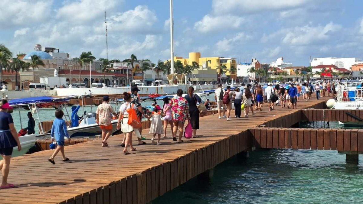 Apiqroo instala cámaras con IA en Cozumel