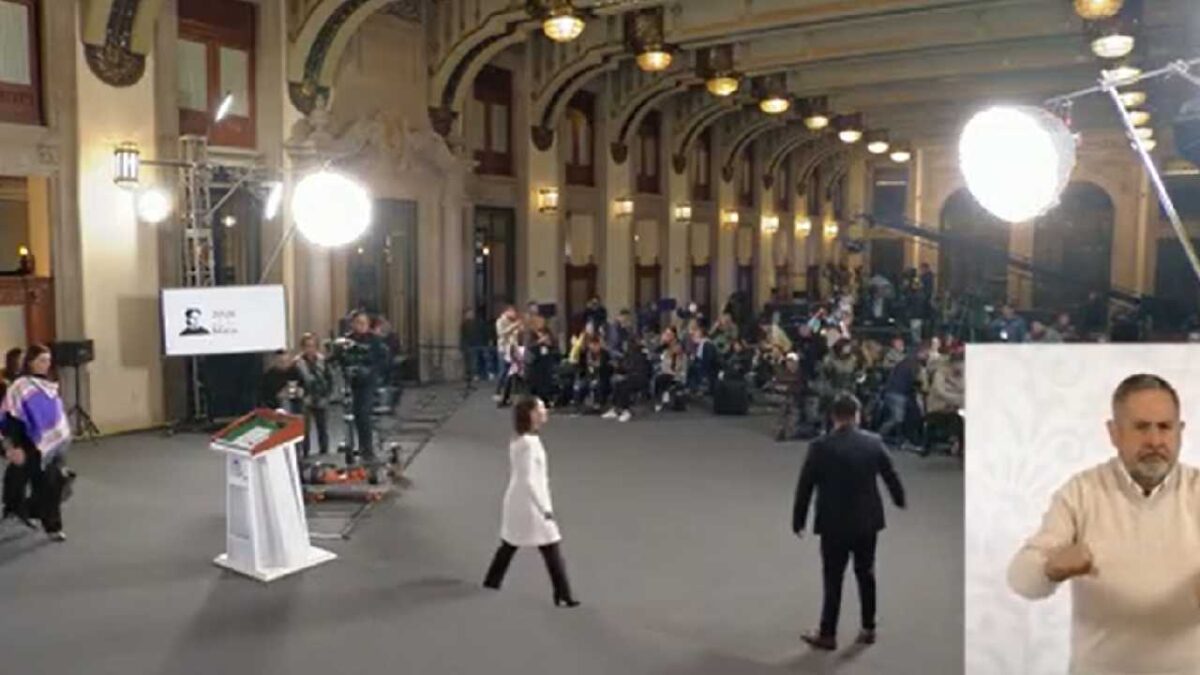 Mañanera del Pueblo interrumpida por sismo.