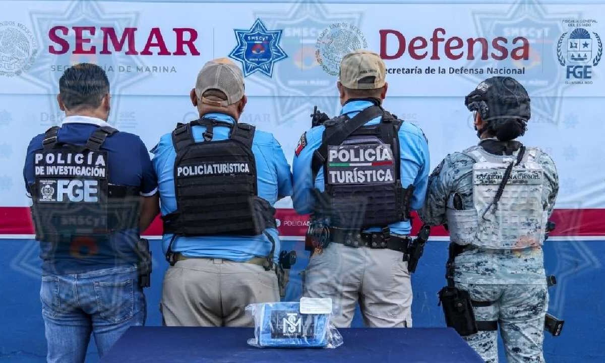 Aseguran otro ladrillo de cocaína.