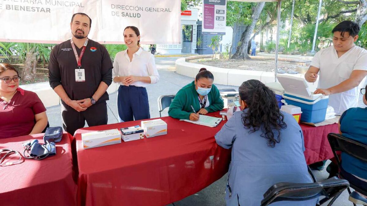 Vacunación en Cancún.
