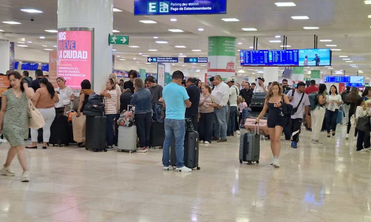 El avance general se sostuvo gracias a un aumento de 2.5% en pasajeros internacionales.
