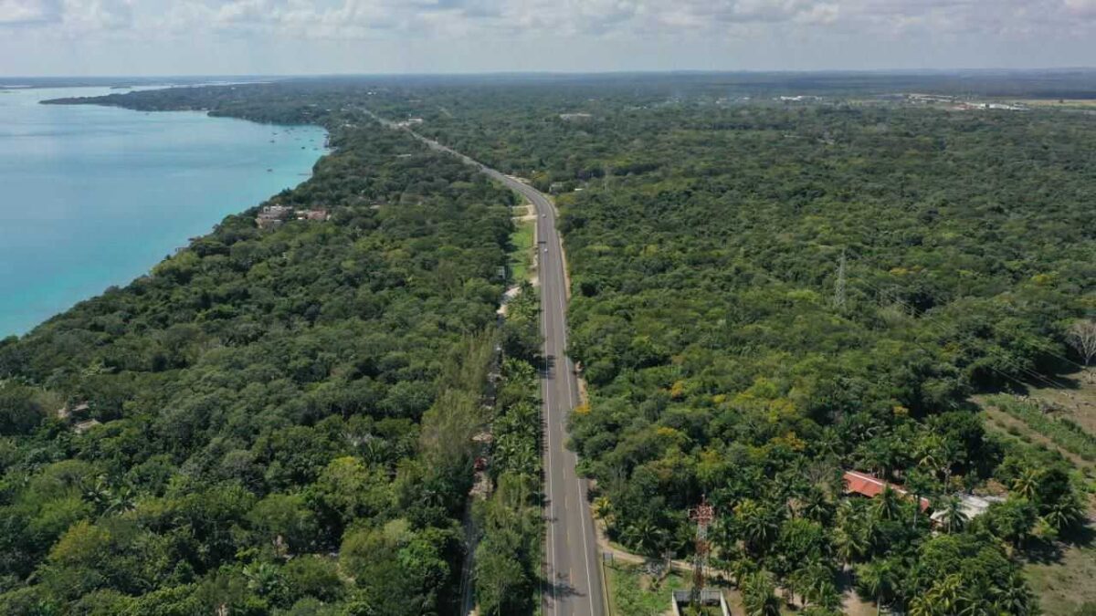 Bacalar estrena carretera.