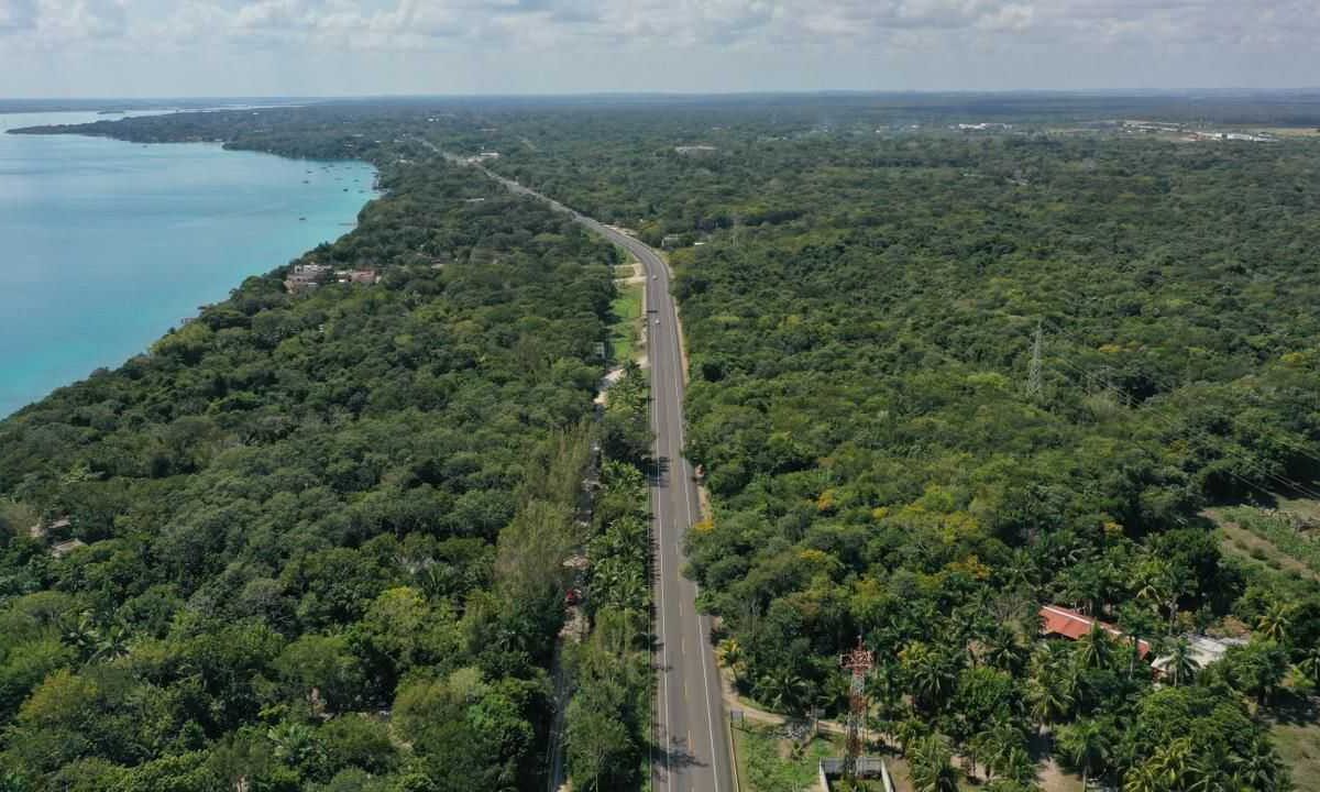 Bacalar estrena carretera.