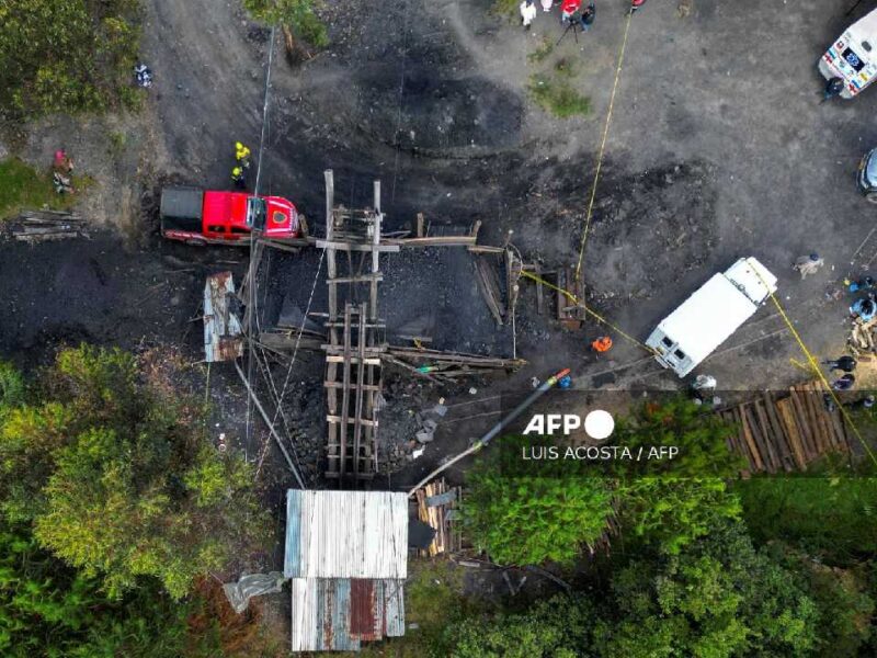 Buscan en Colombia a 6 mineros atrapados tras explosión en yacimiento ilegal