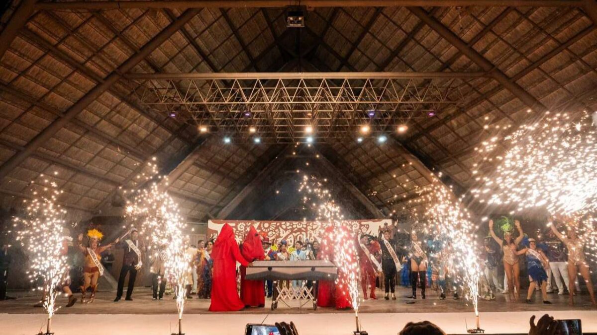 Carnaval de Cancún 2026; quema del mal humor.