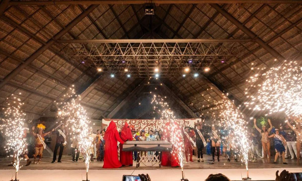 Carnaval de Cancún 2026; quema del mal humor.